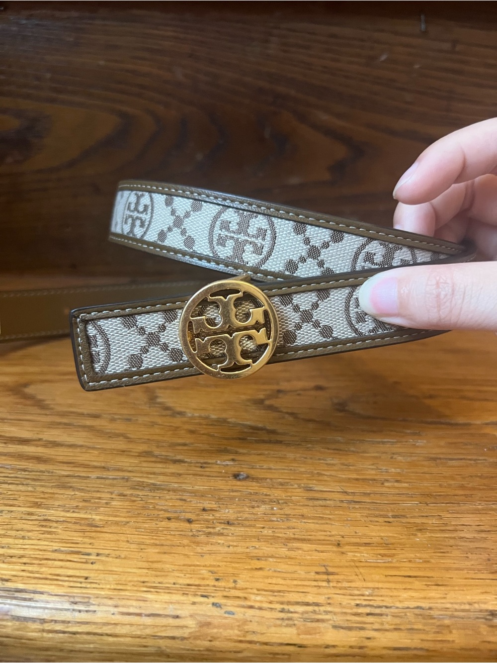 Tory Burch 1” Logo Monogram Jacquard Canvas Belt in Beige and Brown Size: XS